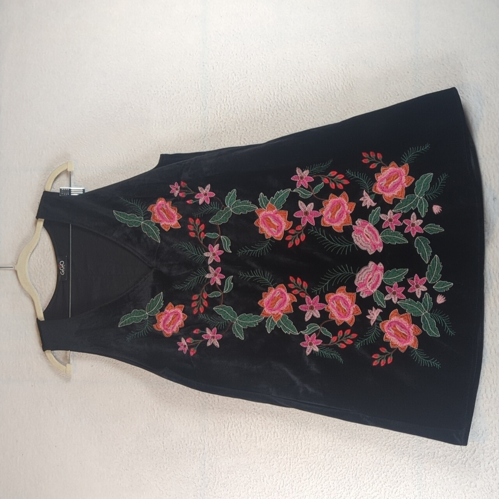 GIGIO Women's Black Velvet Floral Embroidered Sleeveless Dress Size M